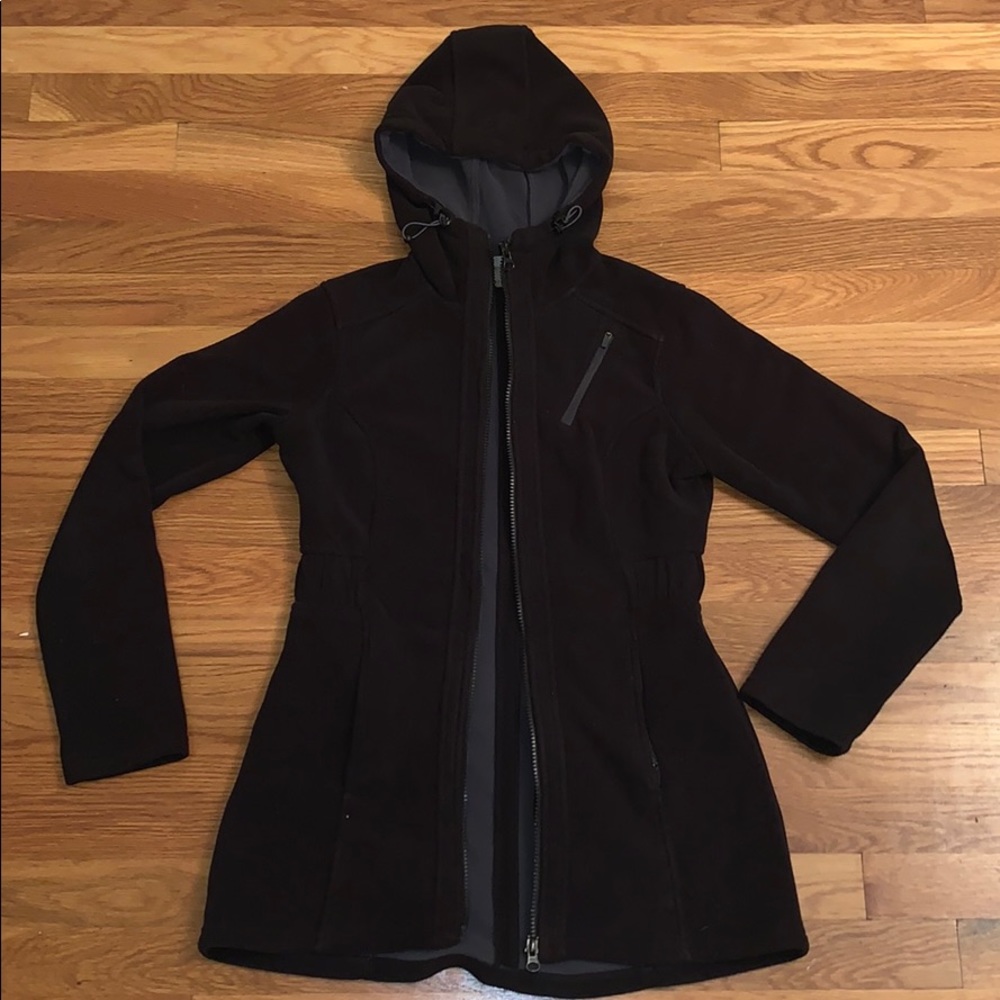 Women’s Athleta workout jacket